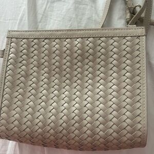 Elegant Cream Woven Women's Bag
